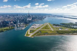 Aeroporto Billy Bishop Toronto City (YTZ): come arrivare, tunnel, traghetto e navetta